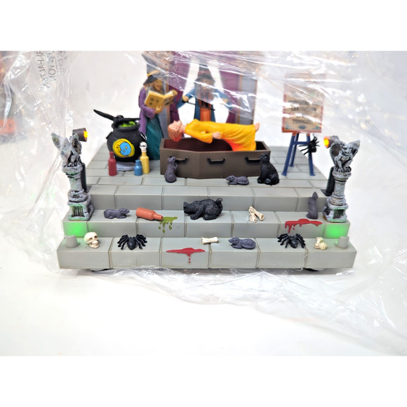 Lemax Esmeralda The Great Spooky Town Village Lighted Animated Halloween Works - Picture 6 of 8